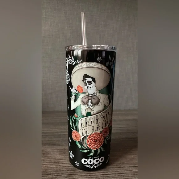 Disney Coco Ernesto De La Cruz 17oz tumbler with straw - Picture 3 of 8